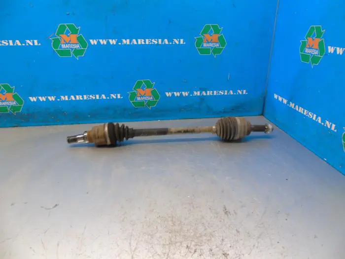 Front drive shaft, left Suzuki Alto