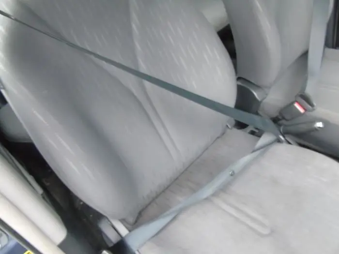 Front seatbelt, right Toyota Yaris