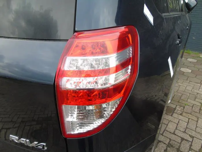 Taillight, right Toyota Rav-4