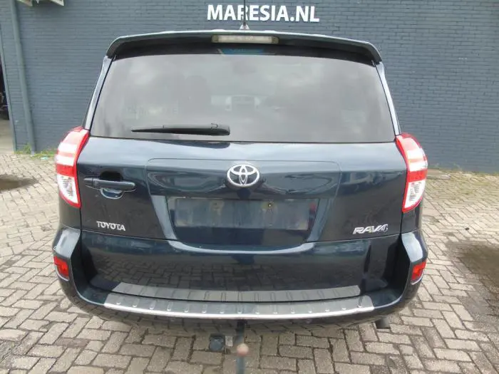 Tailgate Toyota Rav-4