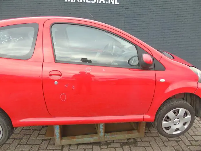 Door 2-door, right Toyota Aygo