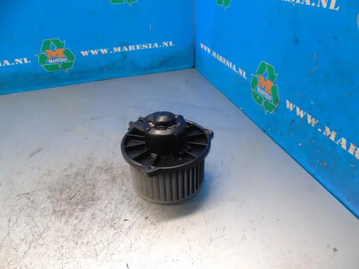 Heating and ventilation fan motor Toyota Yaris