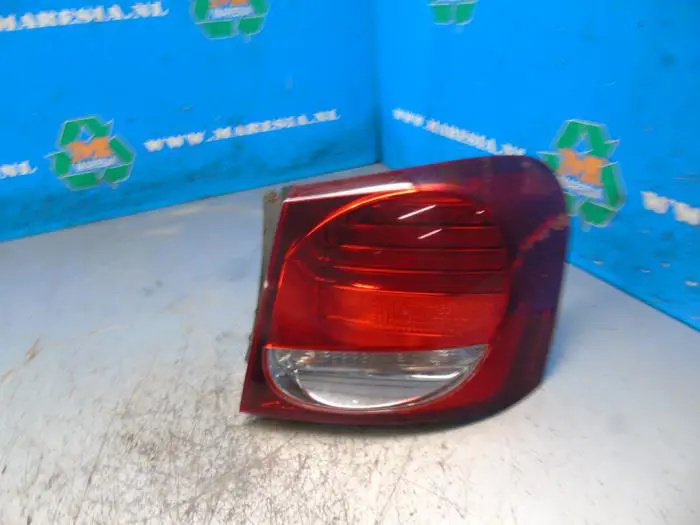 Taillight, right Lexus GS 300