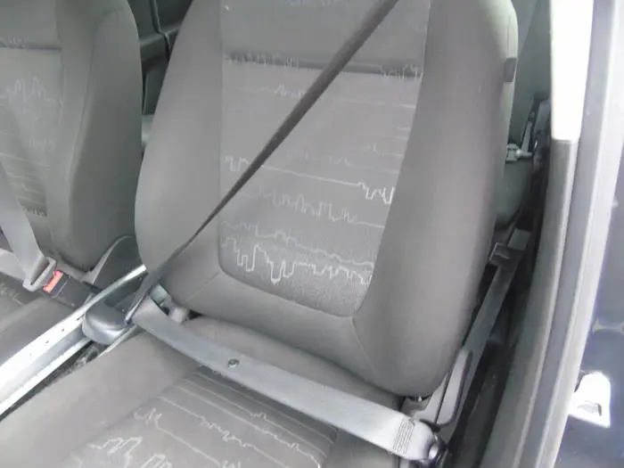 Front seatbelt, left Opel Meriva