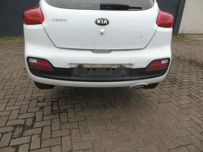 Stoßstange hinten Kia Pro Cee'd