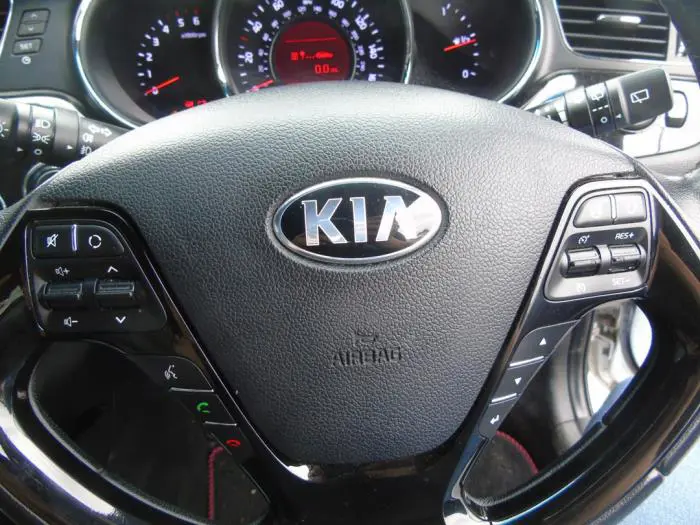 Left airbag (steering wheel) Kia Pro Cee'd