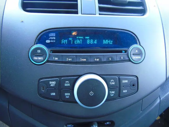Radio CD Spieler Chevrolet Spark