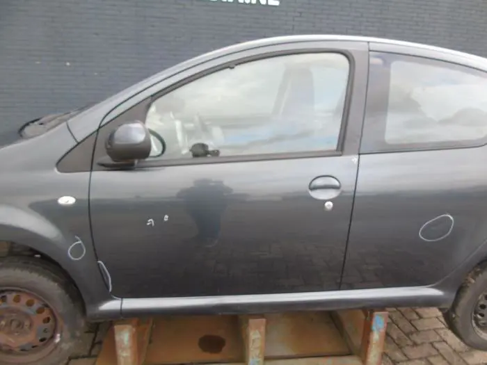 Door 4-door, front left Toyota Aygo