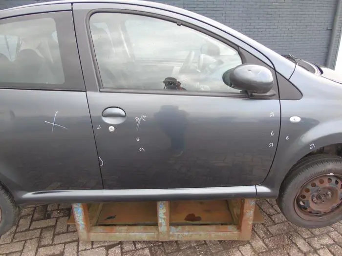 Portier 4Deurs rechts-voor Toyota Aygo