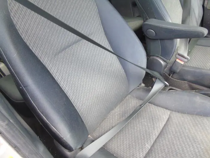 Front seatbelt, right Toyota Verso-S