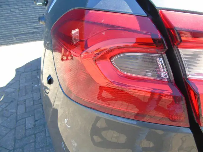 Taillight, left Ford Fiesta