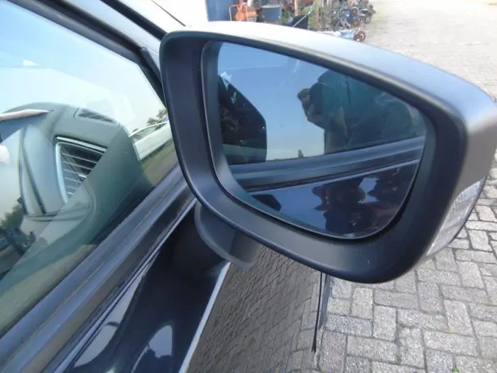 Wing mirror, right Mazda 3.