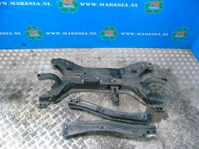 Subframe Mitsubishi Eclipse Cross