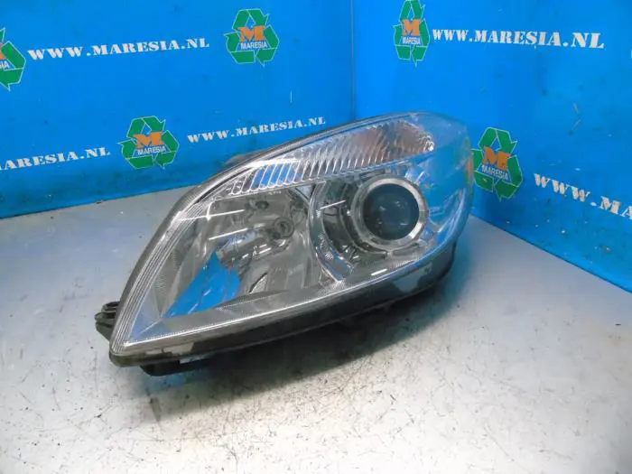 Headlight, left Skoda Fabia