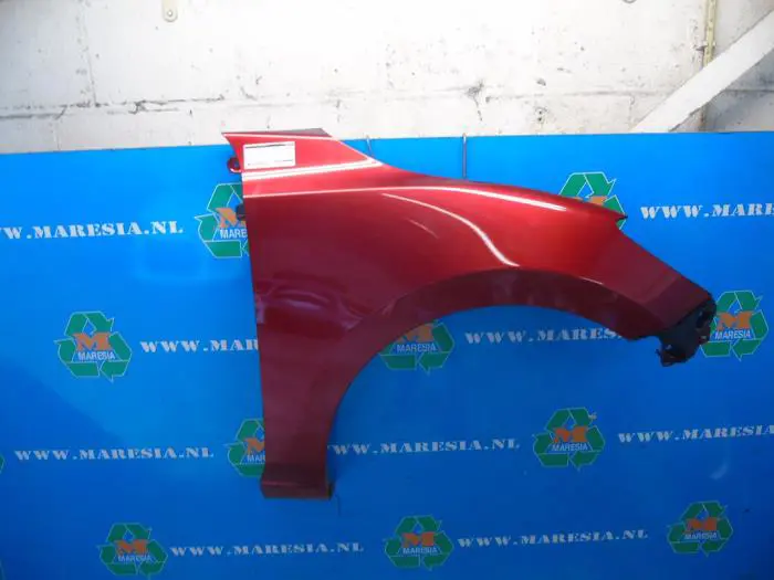 Front wing, right Mazda 2.