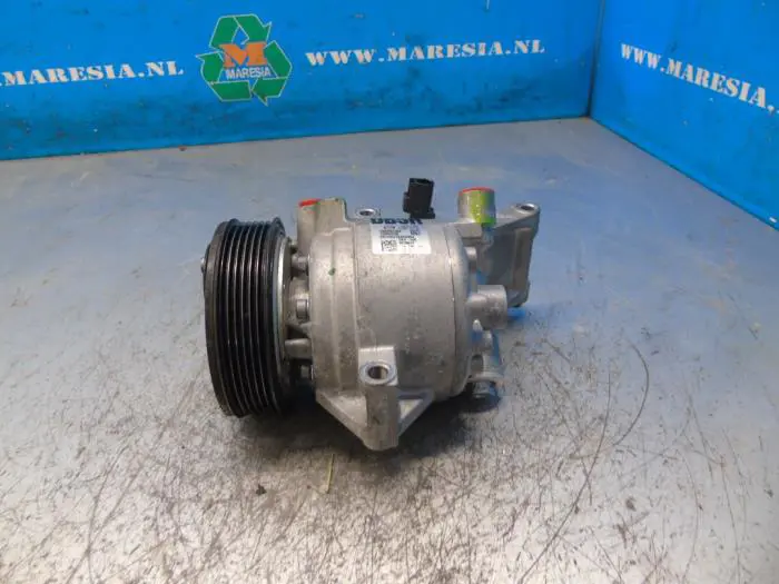 Air conditioning pump Mazda 2.