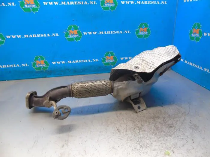 Catalytic converter Mazda 2.