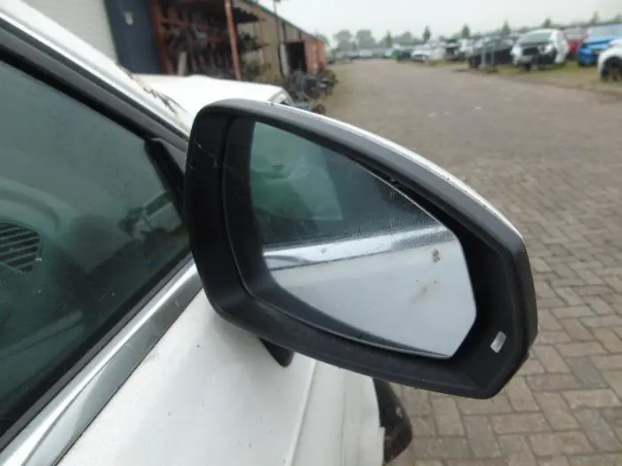 Wing mirror, right Audi A3