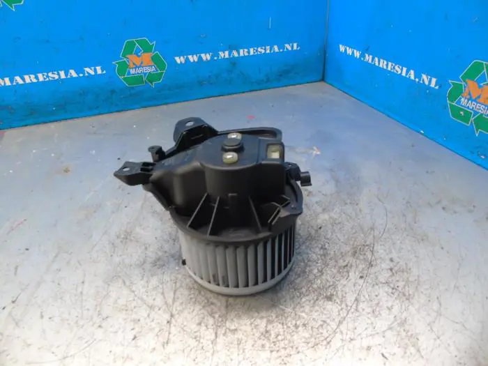 Heating and ventilation fan motor Opel Corsa