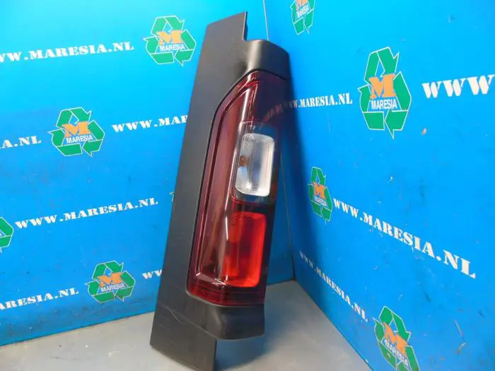 Taillight, left Renault Trafic