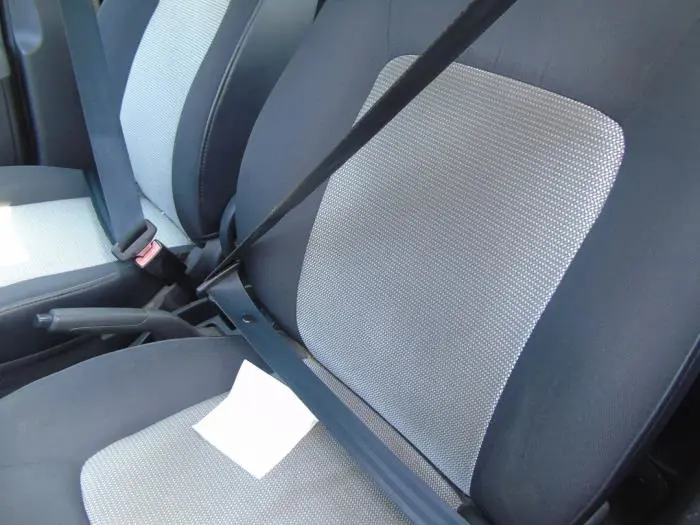 Front seatbelt, left Hyundai I10