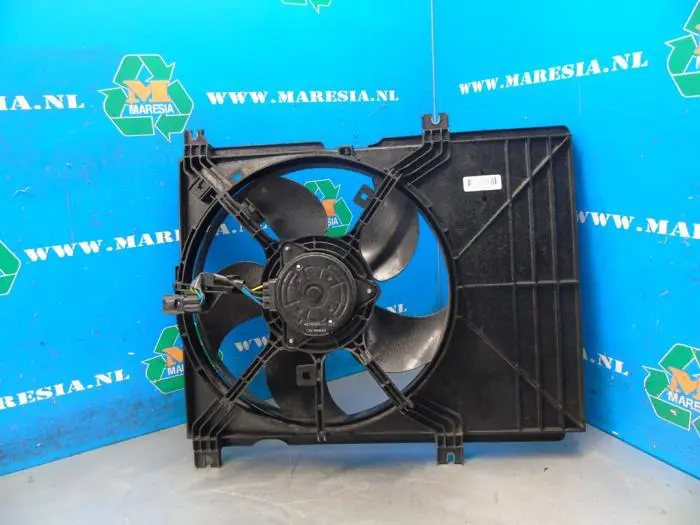 Cooling fans Suzuki Swift