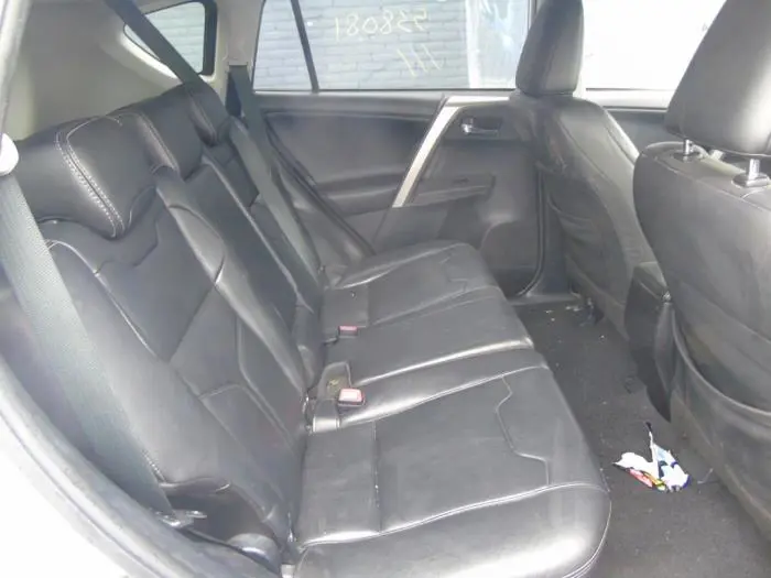 Rear bench seat Toyota Rav-4