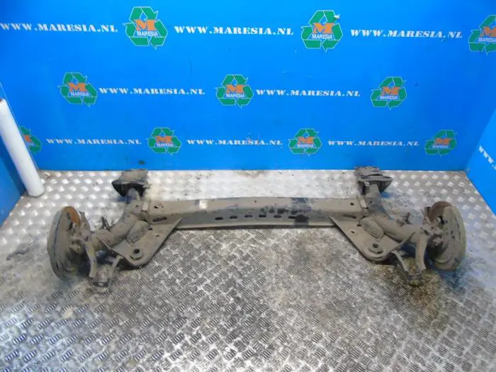 Rear-wheel drive axle Volkswagen Golf