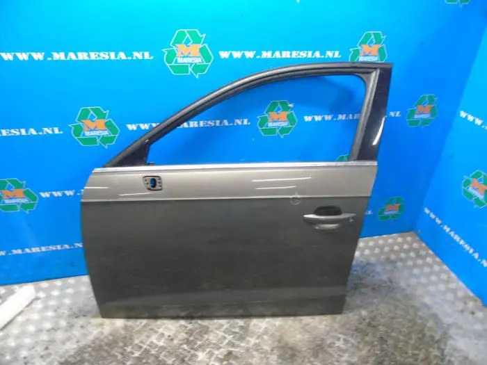 Door 4-door, front left Audi A3