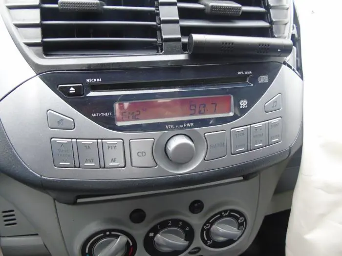 Radio CD player Nissan Pixo