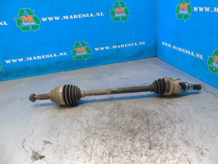 Front drive shaft, left Nissan Pixo