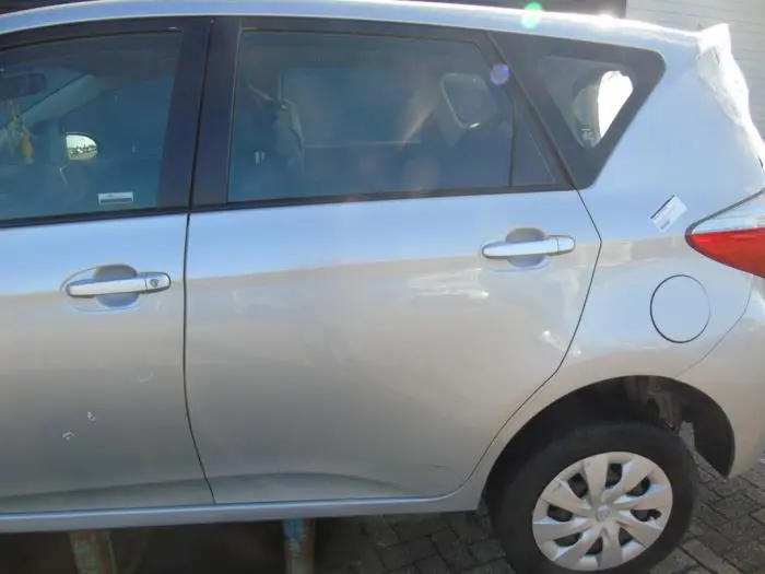 Rear door 4-door, left Toyota Verso-S