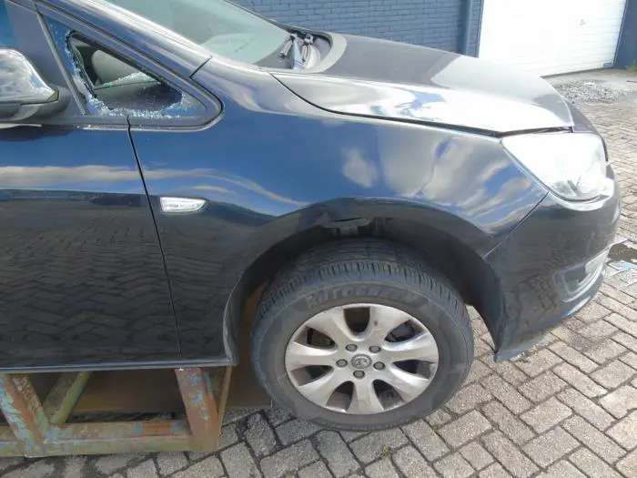 Scherm rechts-voor Opel Astra