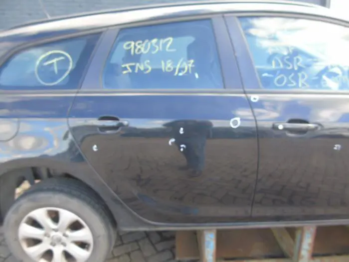 Rear door 4-door, right Opel Astra