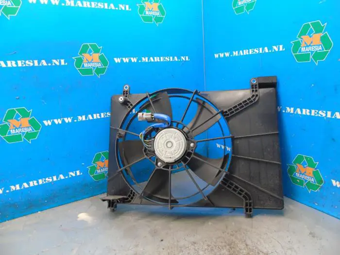 Cooling fans Suzuki Swift