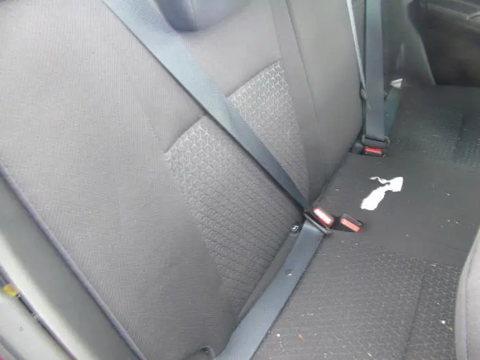 Rear seatbelt, right Suzuki Swift