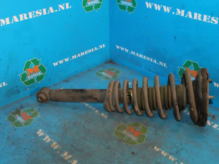 Front shock absorber rod, right Nissan Primera