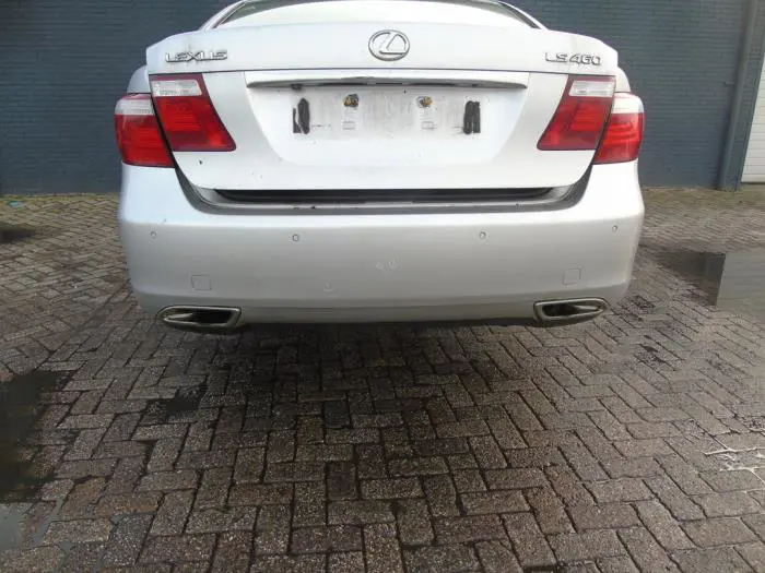 Rear bumper Lexus LS