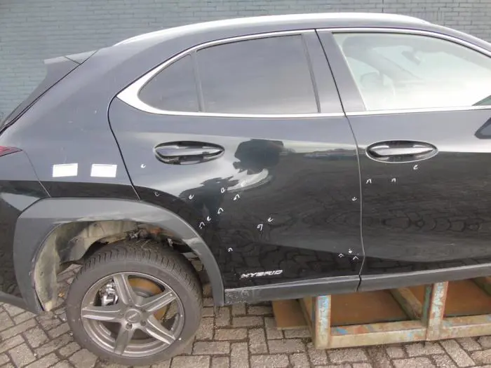 Rear door 4-door, right Lexus UX