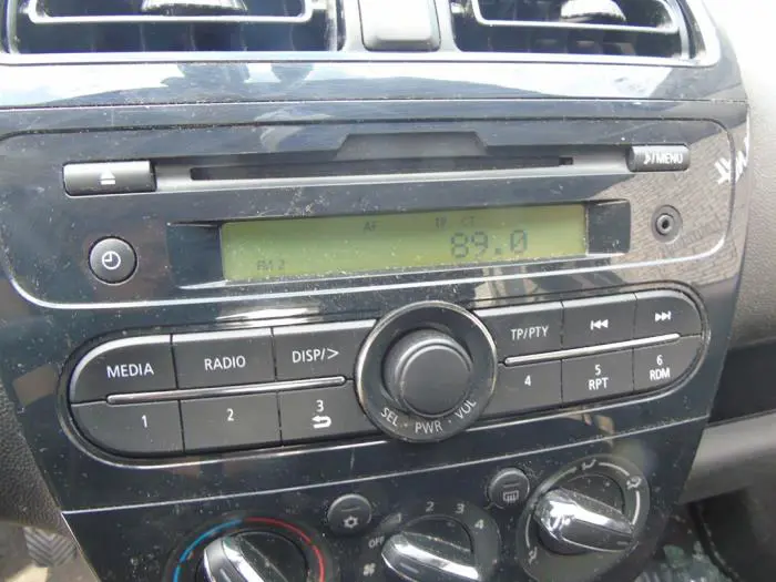 Radio CD Speler Mitsubishi Space Star