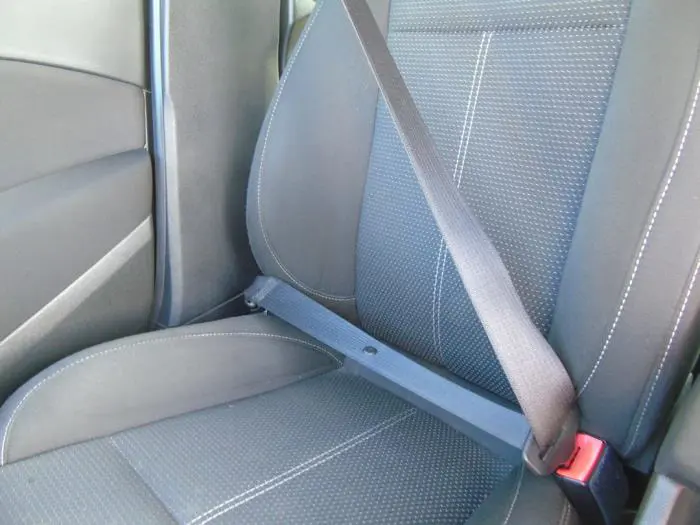 Front seatbelt, right Opel Astra