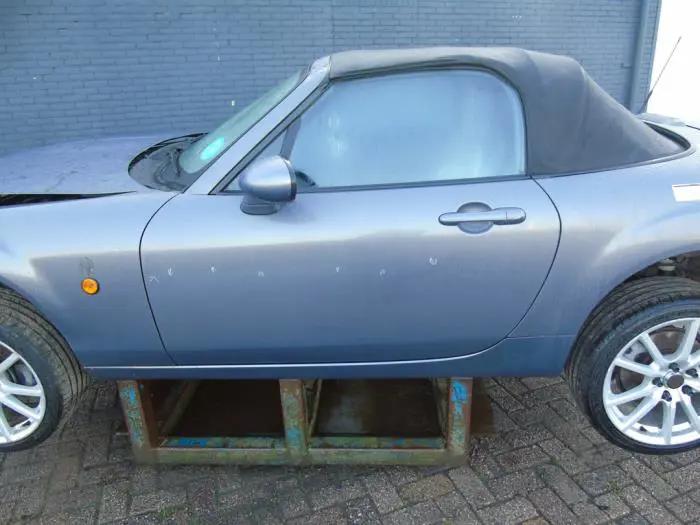 Door 2-door, left Mazda MX-5