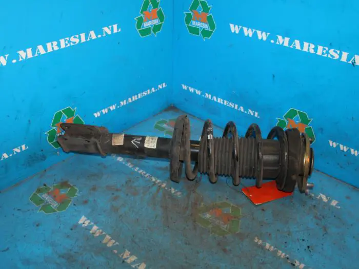 Front shock absorber rod, right Opel Corsa