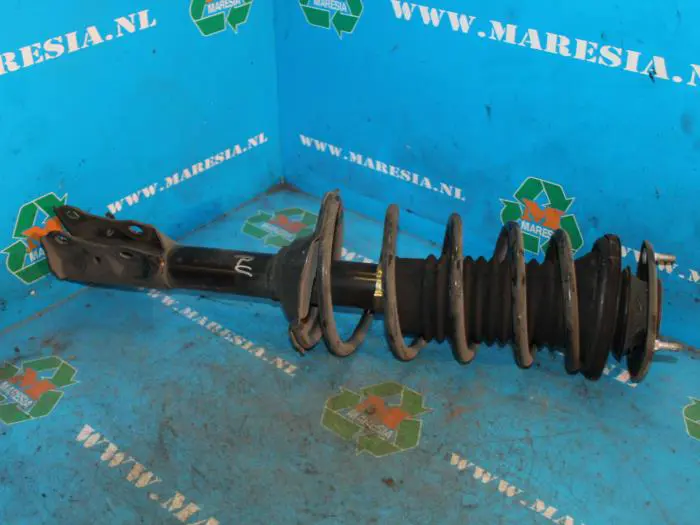 Front shock absorber rod, right Toyota Yaris