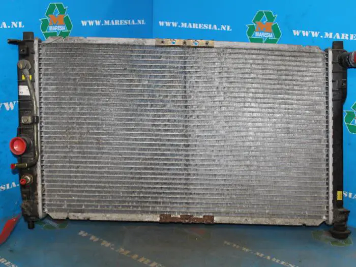 Radiator Daewoo Nubira