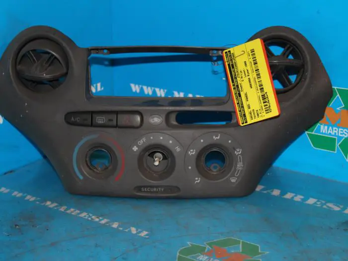 Heater control panel Toyota Yaris