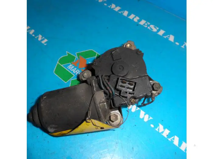 Front wiper motor Toyota Starlet