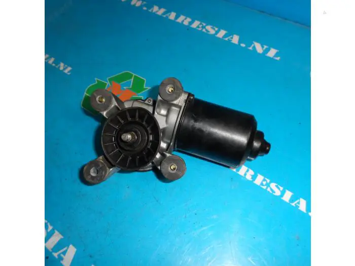 Front wiper motor Toyota Starlet