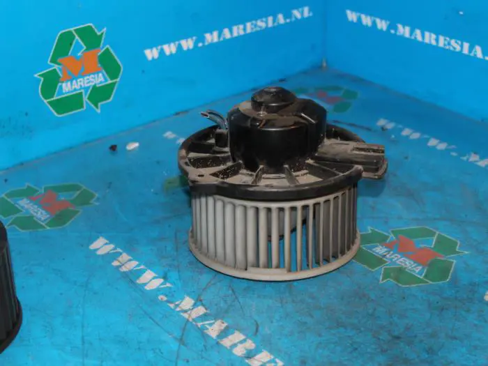 Heating and ventilation fan motor Mazda 323