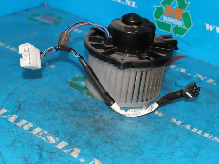 Heating and ventilation fan motor Toyota Yaris